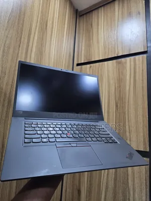 Laptop Lenovo ThinkPad P1 Gen 3 16GB Intel Core i7 SSD 512GB