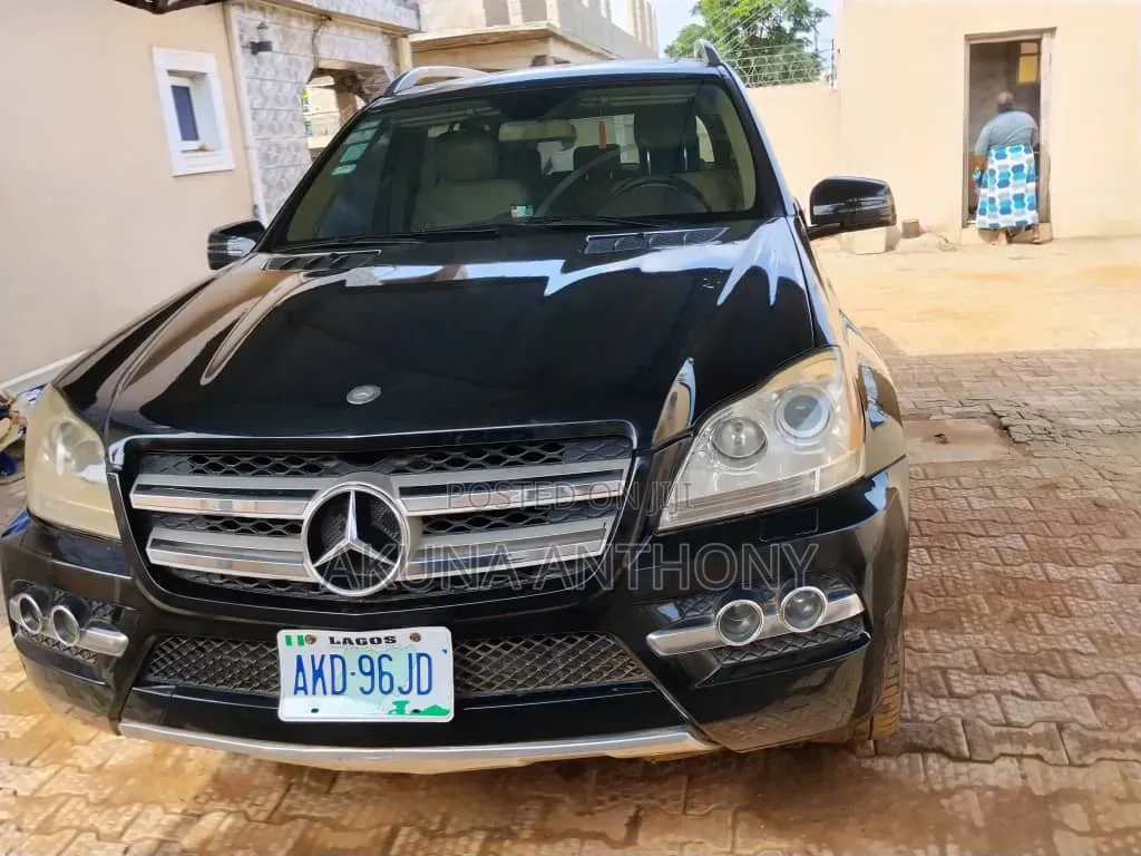 Mercedes-Benz G-Class 2010 Black