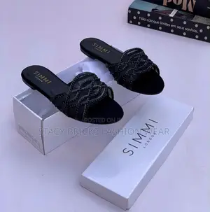 Simmi Slippers Comes With Branded Box