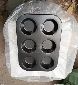 Muffin Pan by 6