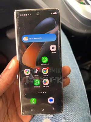 Samsung Galaxy Z Fold4 256 GB Silver