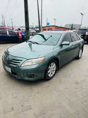 Toyota Camry 2011 Green