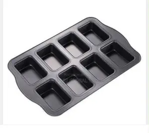 Muffin Pan by 8