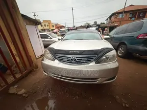 Toyota Camry 2006 Silver