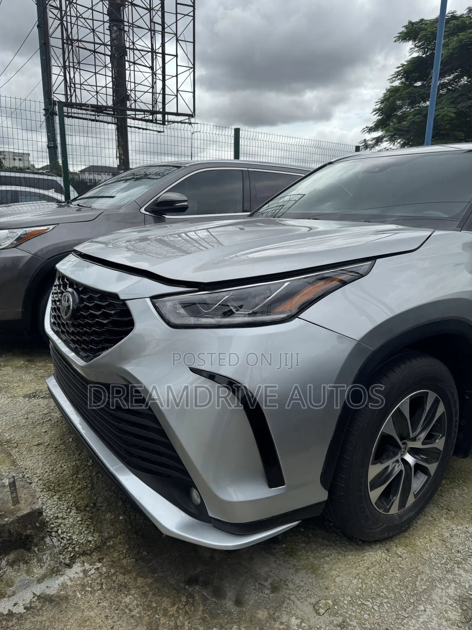 Toyota Highlander XSE 2021 Silver