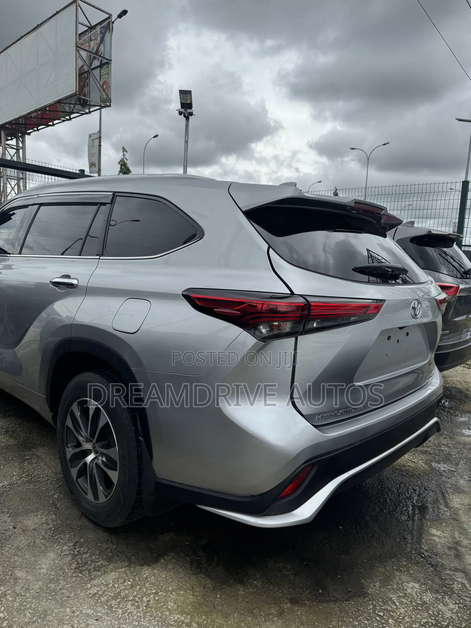 Toyota Highlander XSE 2021 Silver