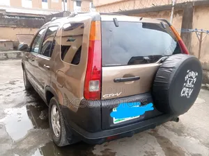 Honda CR-V 2.0i ES 2004 Gold