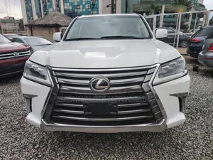 Lexus LX 2017 White