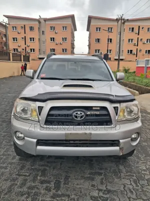 Toyota Tacoma 2006 Silver