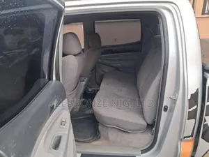 Toyota Tacoma 2006 Silver