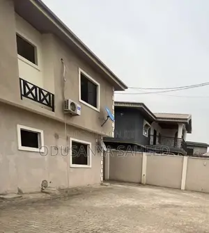 4bdrm Block of Flats in Alogba Estate, Ibeshe / Ikorodu for sale