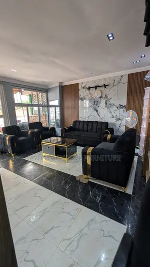 Full Set of Chair Center Table