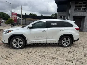 Toyota Highlander Limited 4x4 V6 (3.5L 6cyl 8A) 2017 White