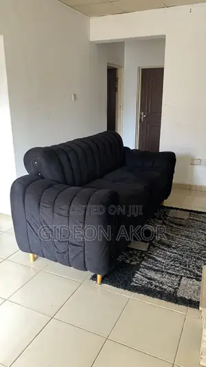 Clean Long Couch/ Sofa (3seater)