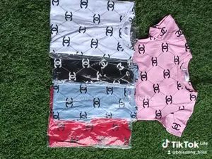 Foreign Basic Tops