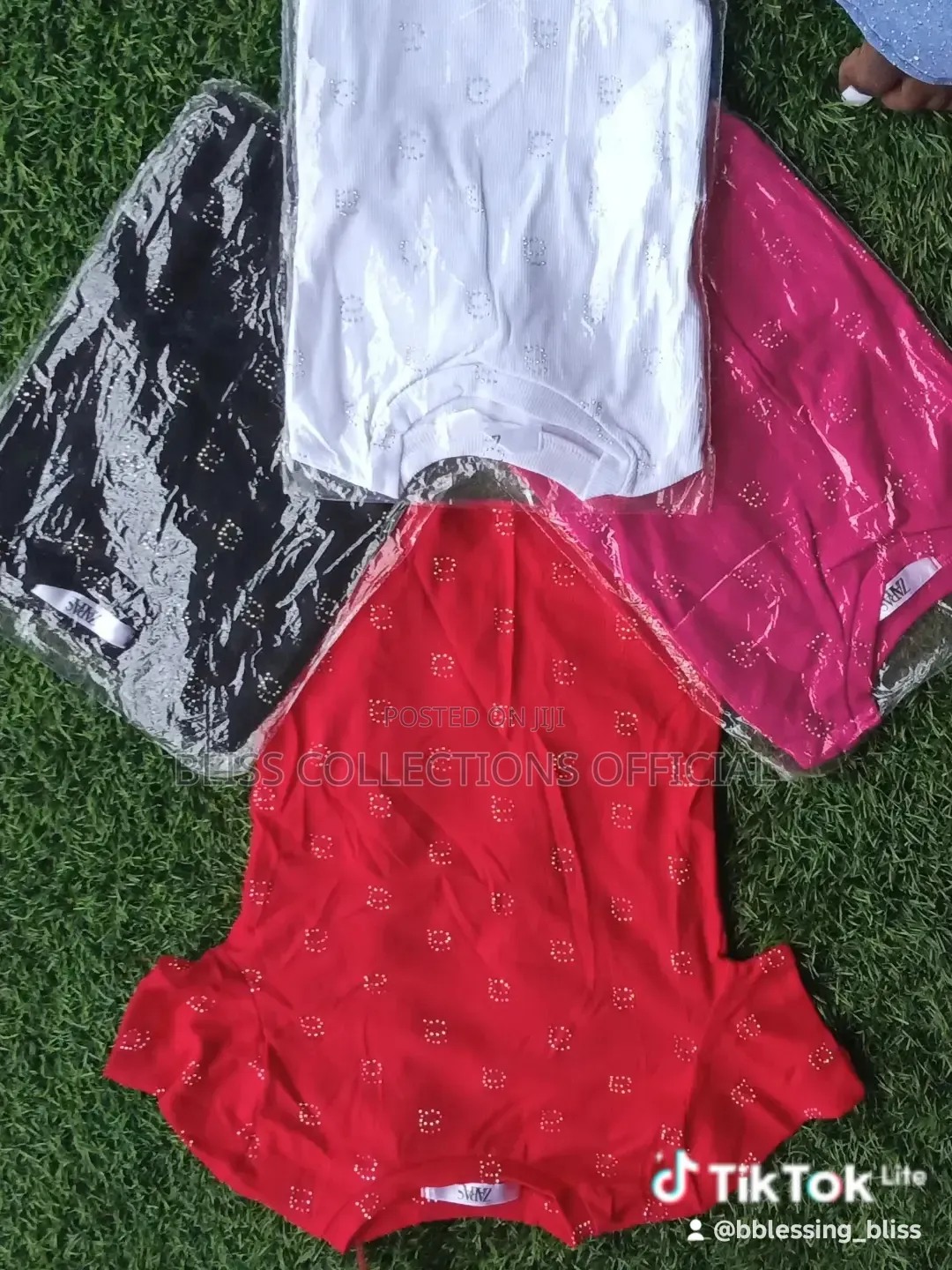 Foreign Basic Tops