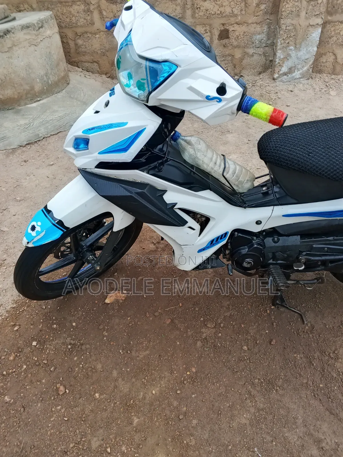 TVS Neo NX 2022 White