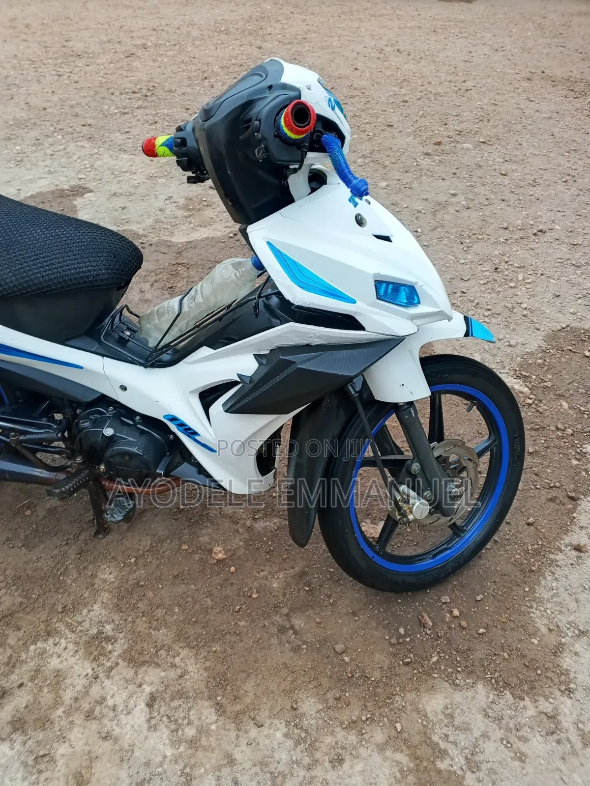 TVS Neo NX 2022 White