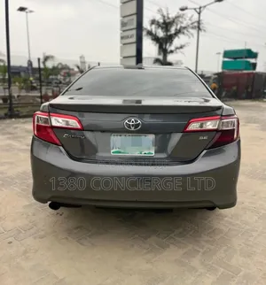 Toyota Camry 2012 Gray
