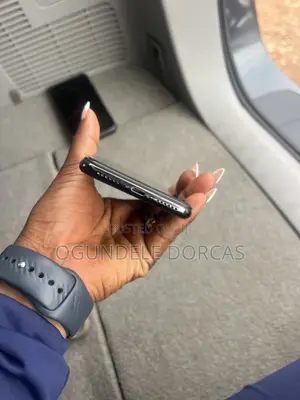 Apple iPhone X 64 GB Gray
