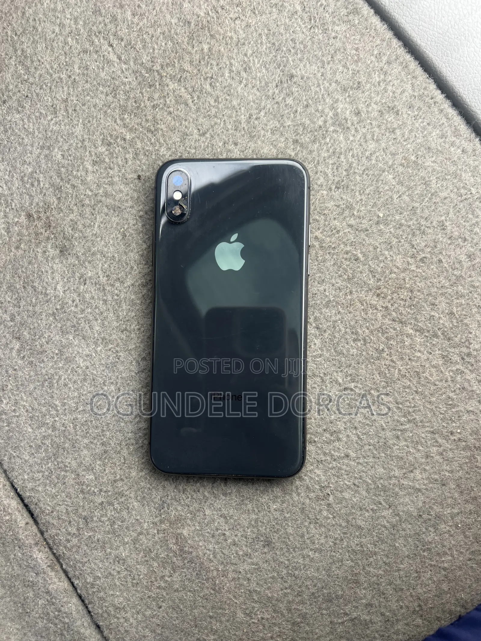 Apple iPhone X 64 GB Gray