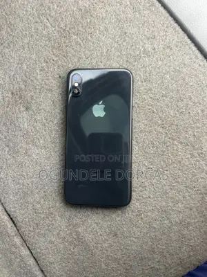 Apple iPhone X 64 GB Gray
