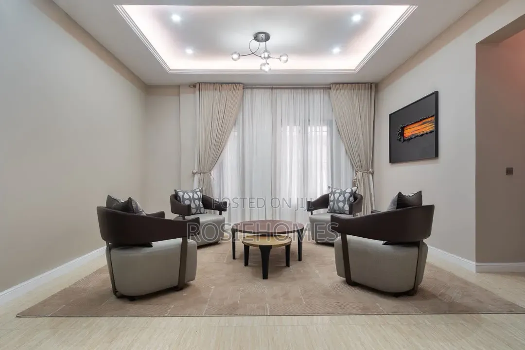 3bedroom Apartment