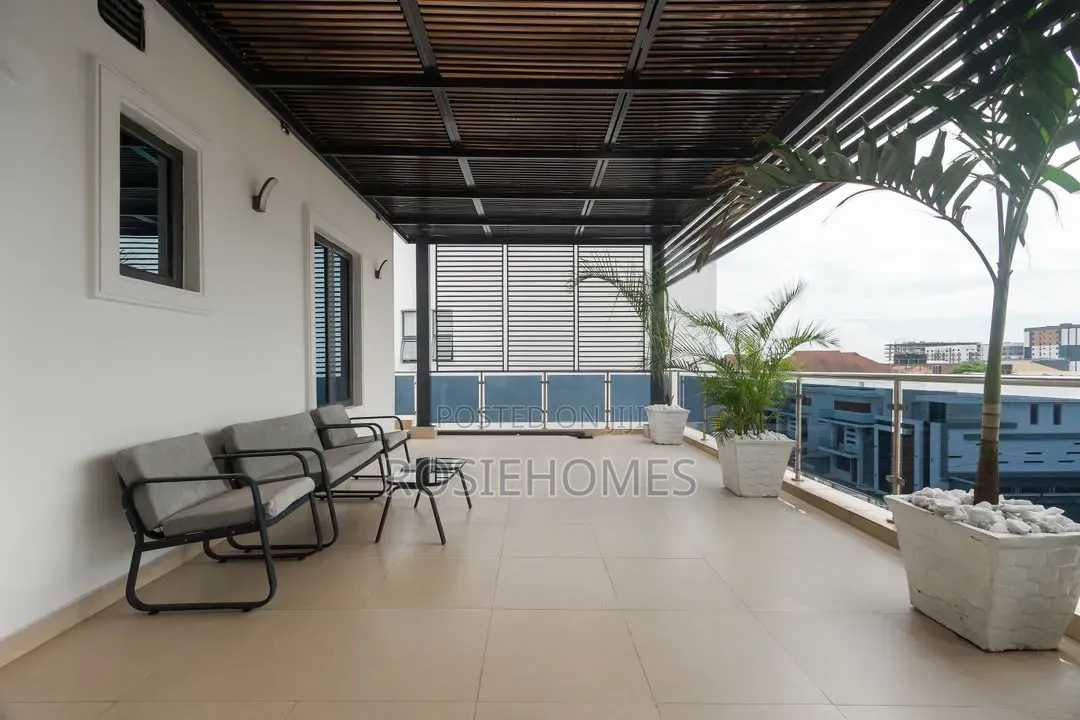 3bedroom Apartment