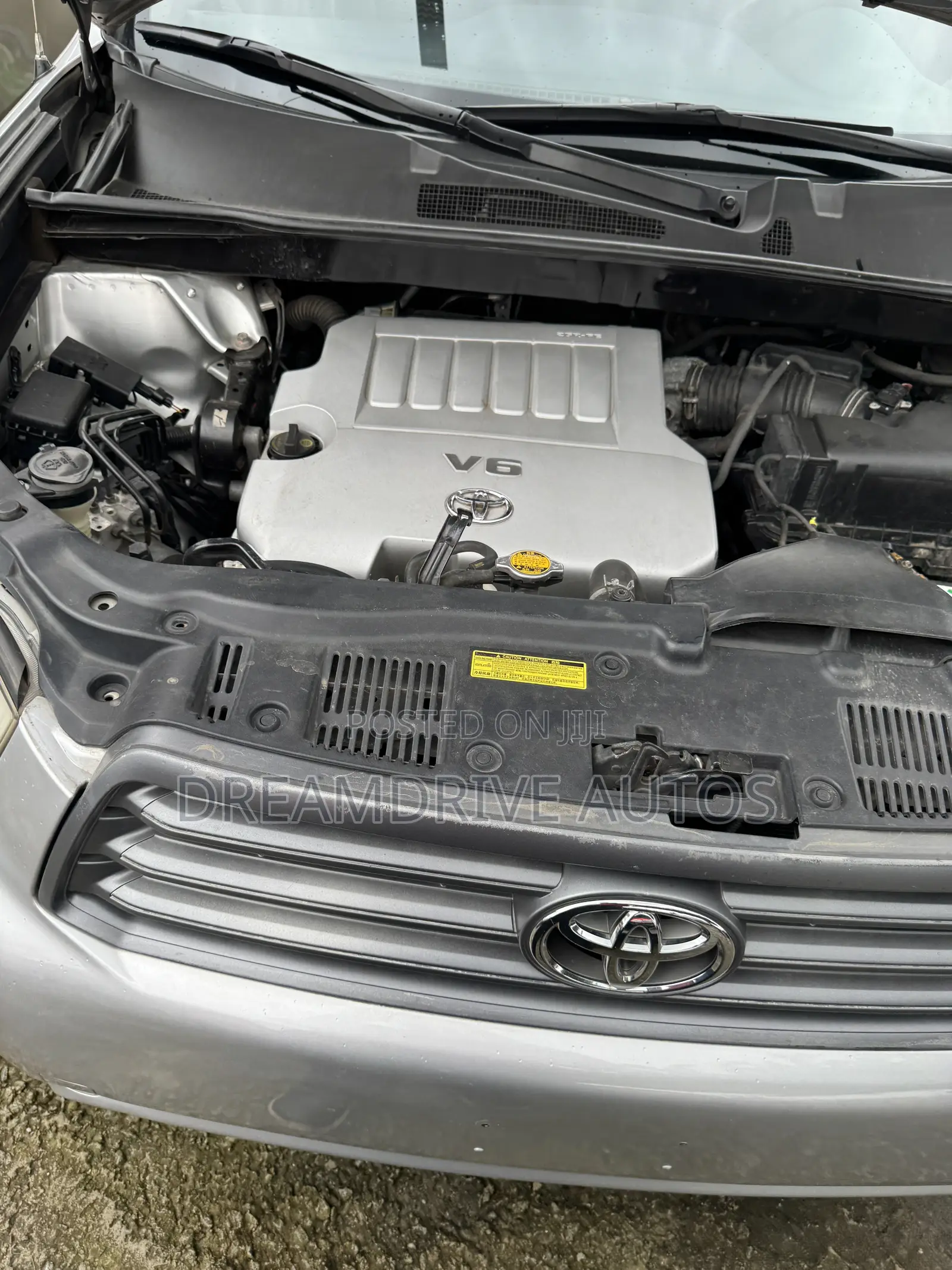 Toyota Highlander 2010 Silver