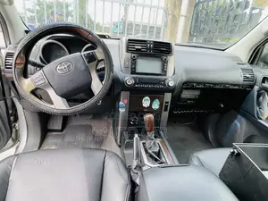 Toyota Land Cruiser Prado 4.0 Petrol TX-L 2013 Silver