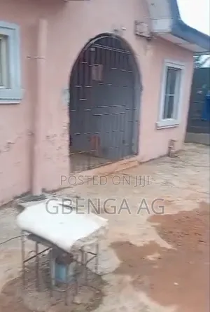 Mini Flat in Irepodun Estate, Ado-Odo/Ota for sale