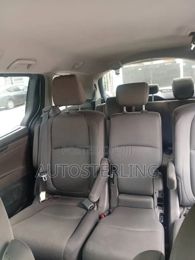Honda Odyssey 2019 Silver