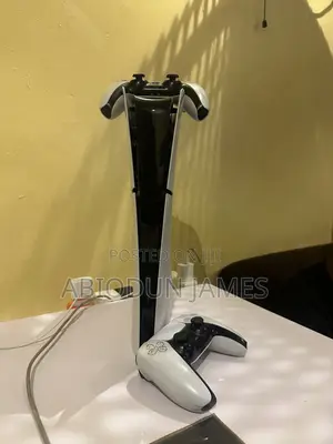 Play Station 5 Slim