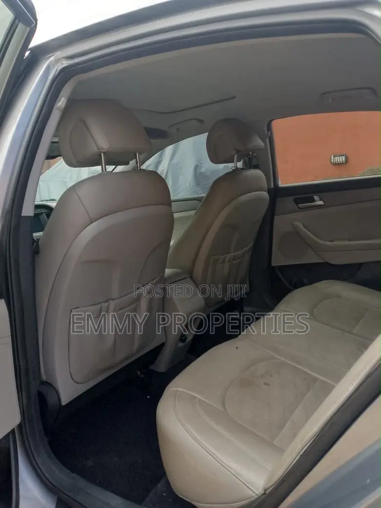 Hyundai Sonata SE 2016 Silver