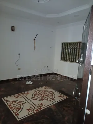 4bdrm Apartment in Bodija for rent