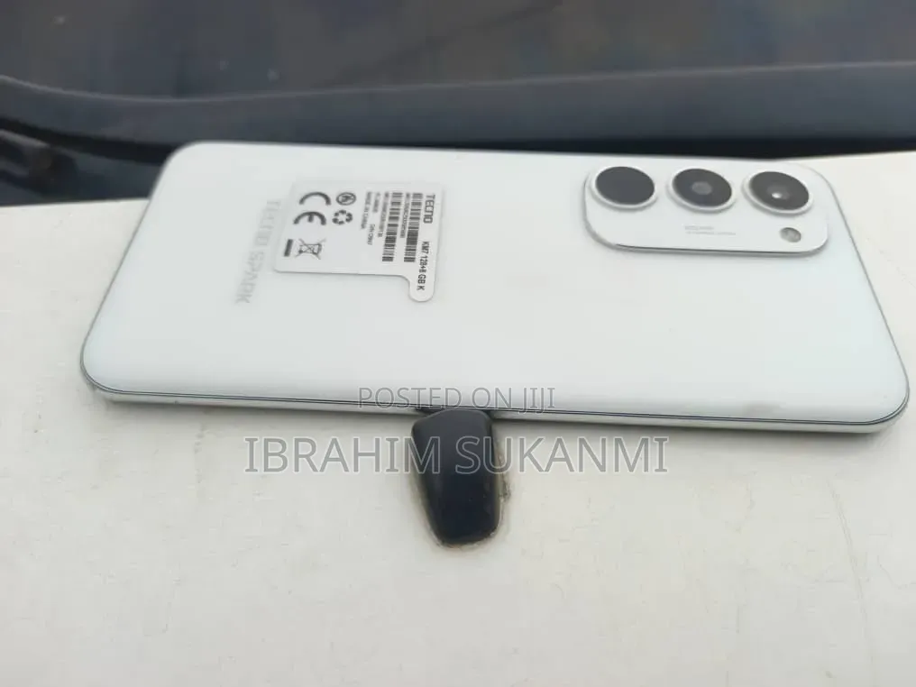 Tecno Spark 40 128 GB White