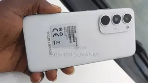 Tecno Spark 40 128 GB White