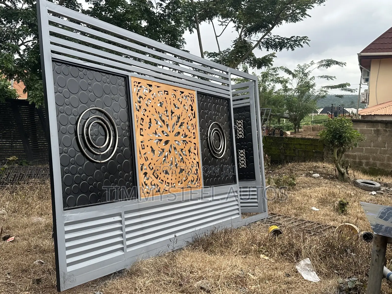 Rolling Gate