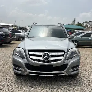 Mercedes-Benz GLK-Class Base GLK 350 4dr 4x2 (3.5L 6cyl 7A) 2015 Gray