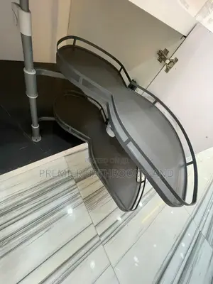 Magic Coner Gray