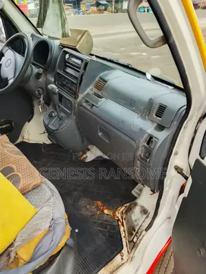 Daihatsu Hijet 2000 Red
