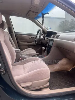 Toyota Camry 2000 Green