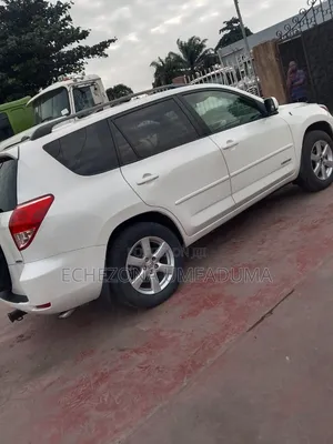 Toyota RAV4 2008 White