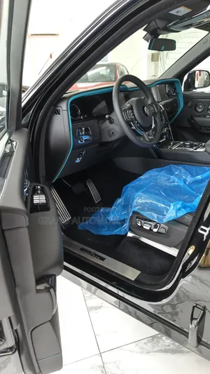 New Rolls-Royce Cullinan 2026 Black