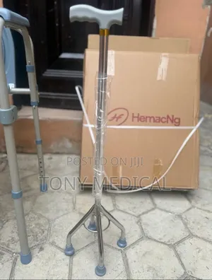 Walking Stick 4 Legs and 1 Legs