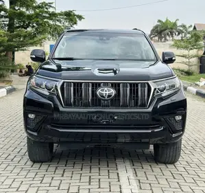 Toyota Land Cruiser Prado 2.7 2022 Black