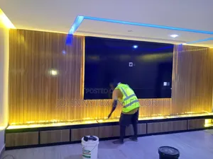 Nice TV Stand