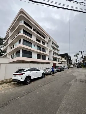 Furnished 4bdrm Penthouse in Shonibare Estate for sale