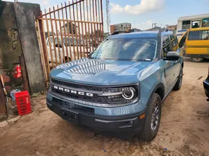 Ford Bronco 2022 Blue