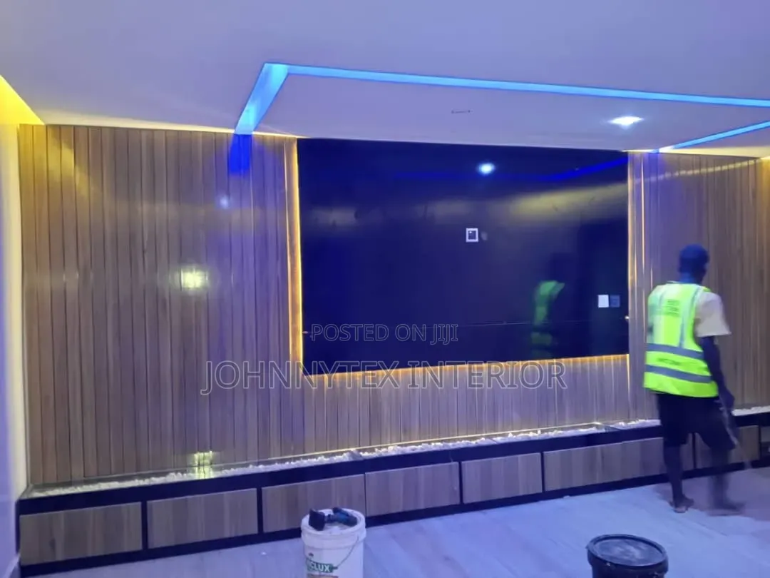 Nice TV Stand